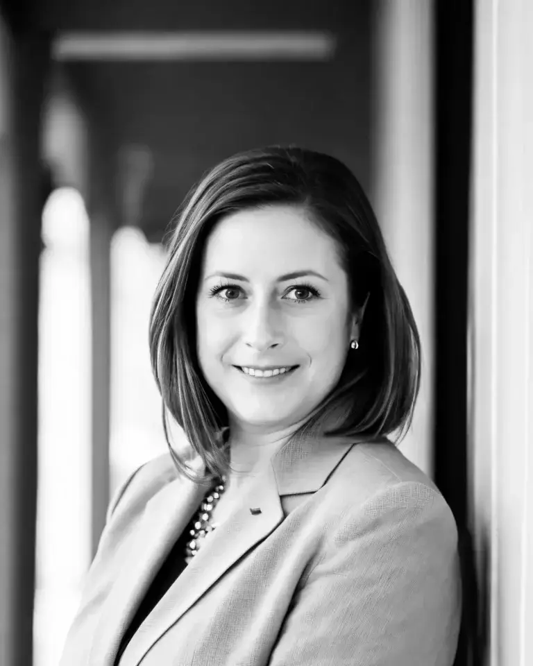 Kari-p-paralegal-mavacy